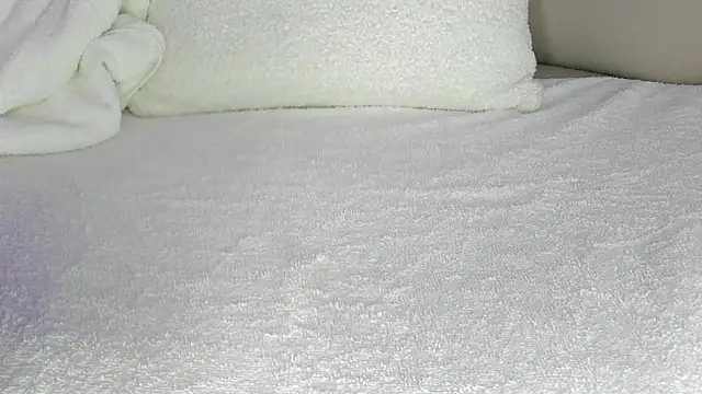 cutte hanna18 online show from 03.18.26