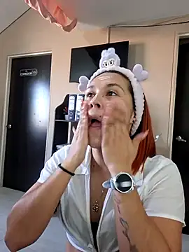 Sophie new25 online show from 02.26.26