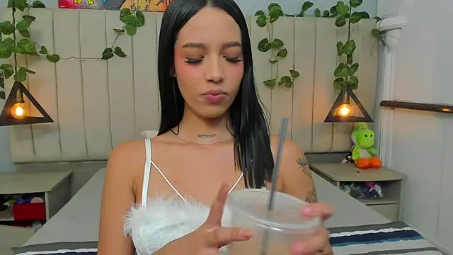 Paulina Lopezz online show from 02.12.26