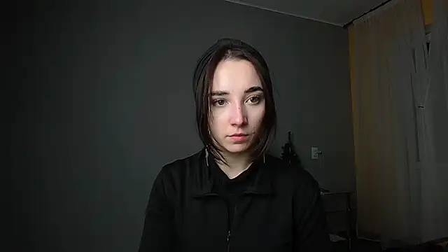 Snapshot of Eva_Gloryy chatting on 02.18.25 Eva Gloryy online show from 02.18.25