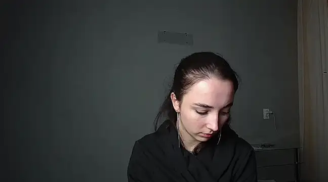 Snapshot of Eva_Gloryy chatting on 02.21.25 Eva Gloryy online show from 02.21.25