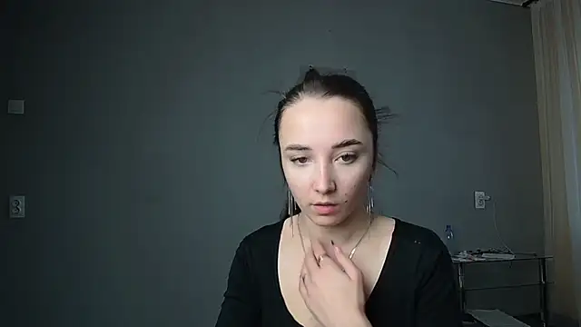 Snapshot of Eva_Gloryy chatting on 03.20.25 Eva Gloryy online show from 03.20.25