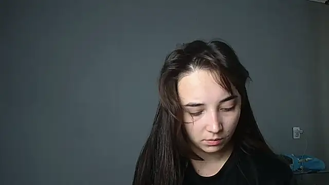 Snapshot of Eva_Gloryy chatting on 10.05.25 Eva Gloryy online show from 10.05.25