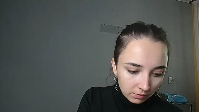 Snapshot of Eva_Gloryy chatting on 10.12.25 Eva Gloryy online show from 10.12.25