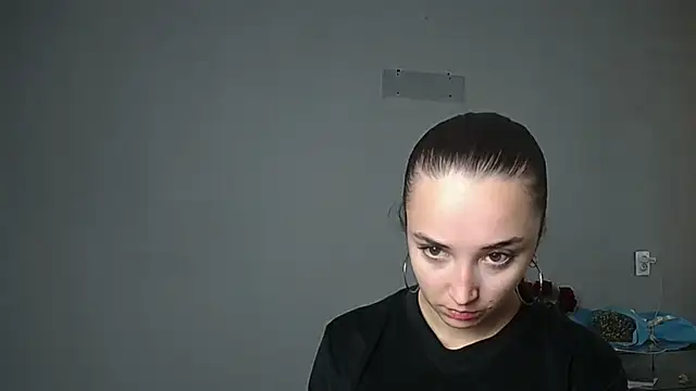 Snapshot of Eva_Gloryy chatting on 10.13.25 Eva Gloryy online show from 10.13.25