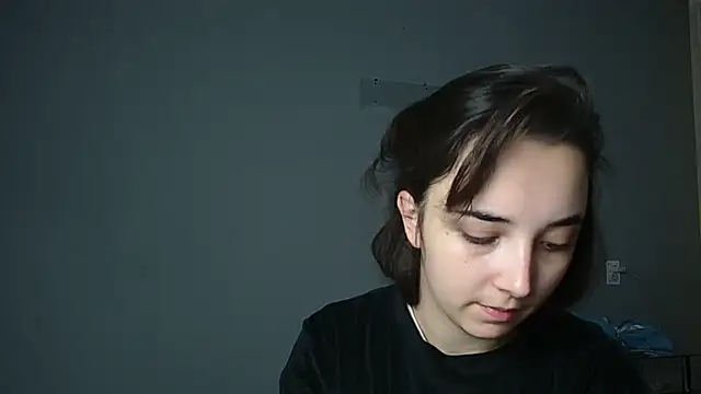 Snapshot of Eva_Gloryy chatting on 10.25.25 Eva Gloryy online show from 10.25.25