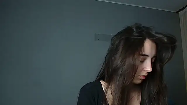 Snapshot of Eva_Gloryy chatting on 11.17.25 Eva Gloryy online show from 11.17.25