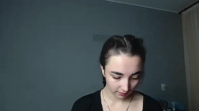 Snapshot of Eva_Gloryy chatting on 12.03.25 Eva Gloryy online show from 12.03.25