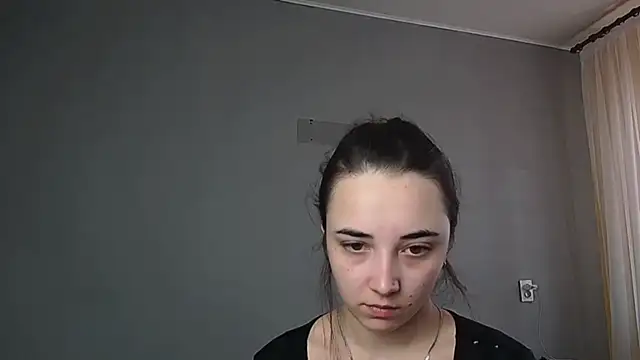 Eva Gloryy online show from 04.04.26