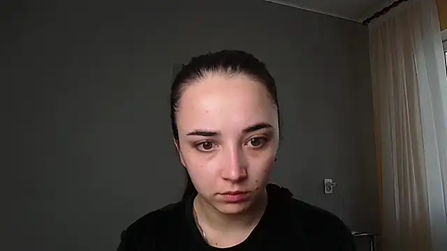 Eva Gloryy online show from 04.20.26