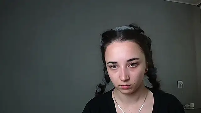Snapshot of Eva_Gloryy chatting on 05.24.26 Eva Gloryy online show from 05.24.26