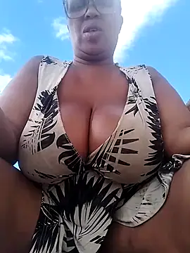 bubblendz1988 online show from 02.25.26