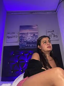 Lili  taylor online show from 03.14.25