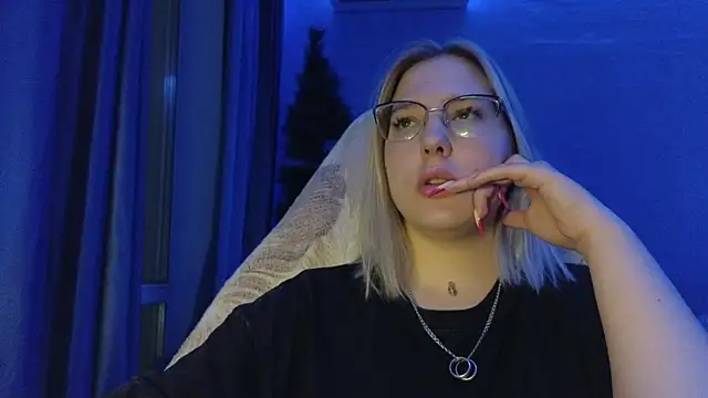 HotBrandyX online show from 01.09.26