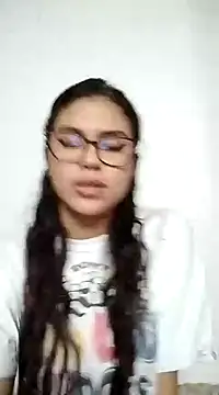 Snapshot of enid_greins chatting on 01.18.25 enid greins online show from 01.18.25