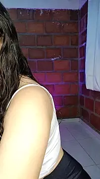 Snapshot of enid_greins chatting on 01.18.26 enid greins online show from 01.18.26