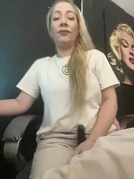 viktoria davis  online show from 01.18.26