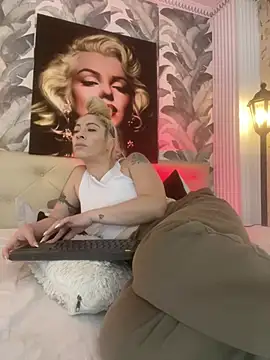 Snapshot of viktoria_davis_ chatting on 07.02.26 viktoria davis online show from 07.02.26