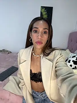 zoe storm online show from 01.30.25