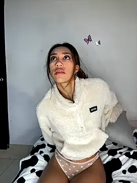 zoe storm online show from 12.03.25