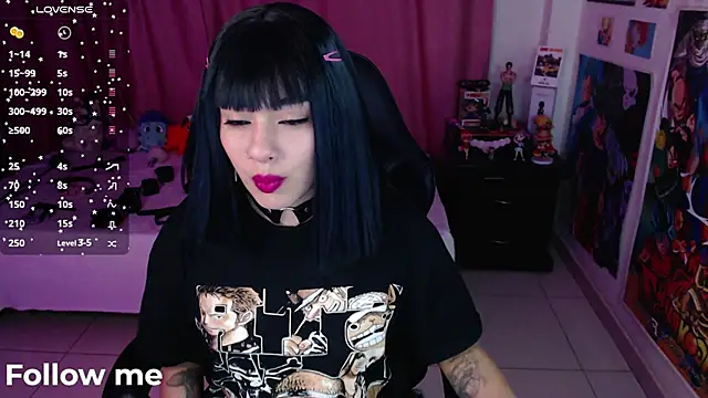 lily3 4 online show from 03.05.26