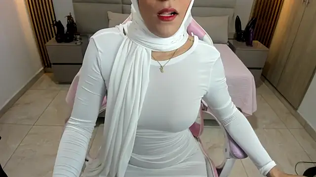 Zulema hamdi online show from 03.02.25