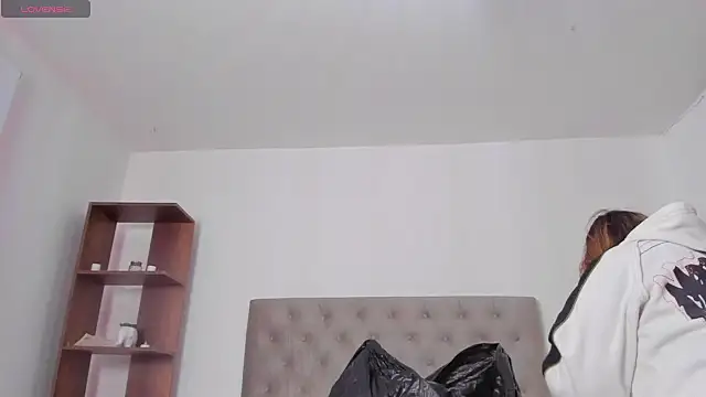 Snapshot of Dayana__Ospina chatting on 02.11.25 Dayana Ospina online show from 02.11.25