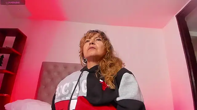 Snapshot of Dayana__Ospina chatting on 03.07.25 Dayana Ospina online show from 03.07.25