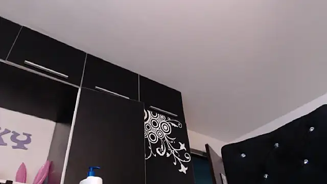 Snapshot of Elsa-bad chatting on 03.10.25 Elsa-bad online show from 03.10.25