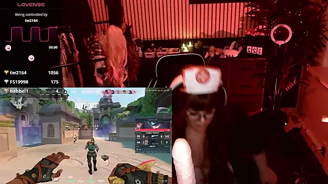 Snapshot of EveBaker04 chatting on 03.22.25 EveBaker04 online show from 03.22.25