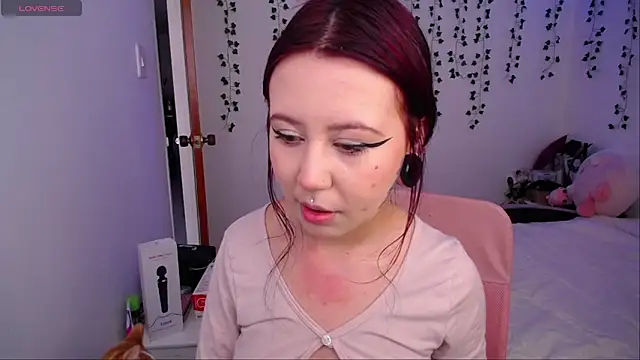 Snapshot of _codeline chatting on 01.23.25 codeline online show from 01.23.25