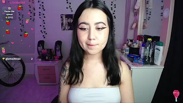 Snapshot of _codeline chatting on 11.16.25 codeline online show from 11.16.25