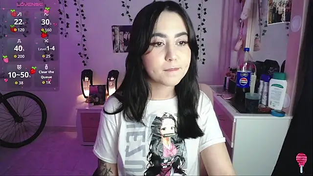 Snapshot of _codeline chatting on 11.21.25 codeline online show from 11.21.25