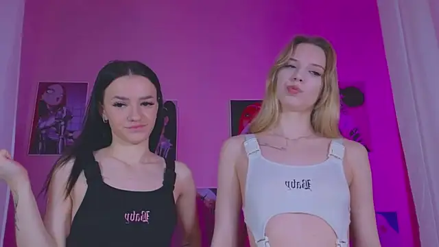 Snapshot of katt__y chatting on 02.28.25 katt y online show from 02.28.25