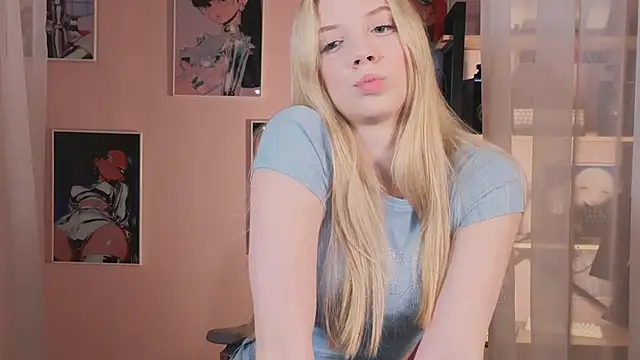 Snapshot of katt__y chatting on 11.13.25 katt y online show from 11.13.25