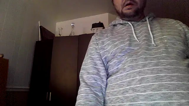 Snapshot of yourcourage1 chatting on 10.08.25 yourcourage1 online show from 10.08.25