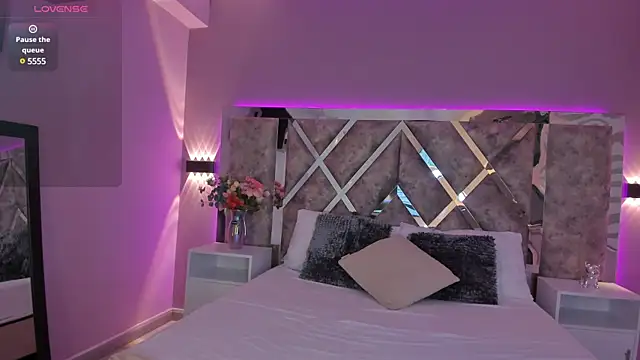 ValeriaOrtega online show from 03.18.25