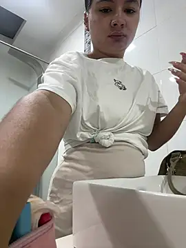 Snapshot of ValeriaOrtega chatting on 03.28.26 ValeriaOrtega online show from 03.28.26