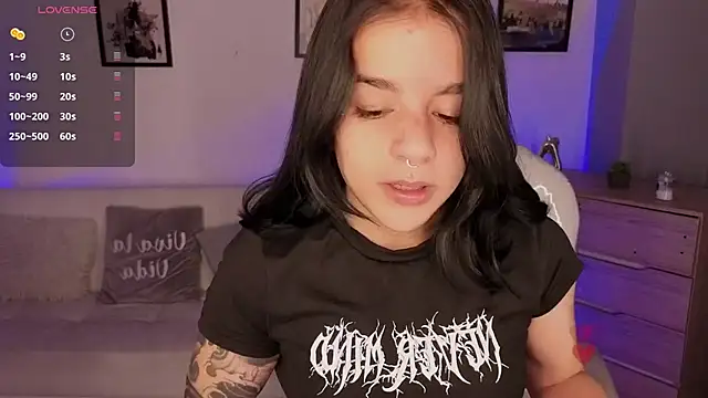 Nicole Foxx  online show from 03.27.26