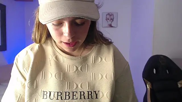 Kitten Cam online show from 12.21.25