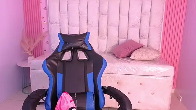 shalon diaz s online show from 03.03.26