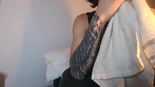 Snapshot of jord4nn__ chatting on 01.22.25 jord4nn online show from 01.22.25