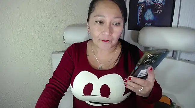 Snapshot of JULIANAWET69 chatting on 03.20.25 JULIANAWET69 online show from 03.20.25