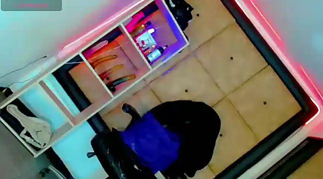 Barbie Latina online show from 03.18.25