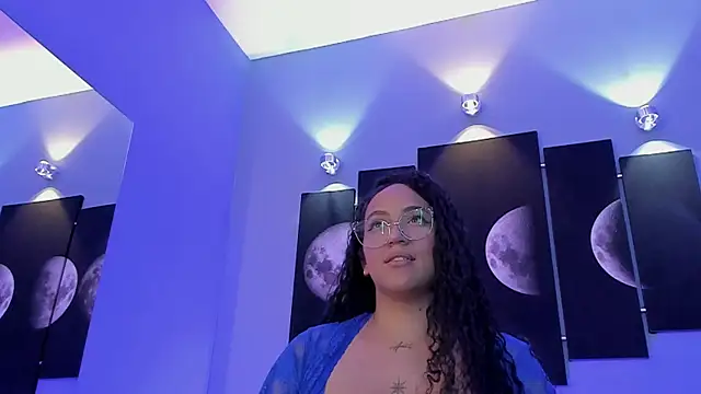 tatii moon online show from 02.13.25