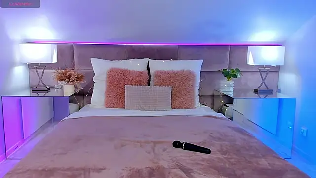 SusanBlair online show from 10.26.25