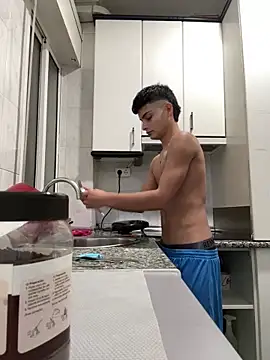 Snapshot of xelpapix chatting on 01.22.25 xelpapix online show from 01.22.25