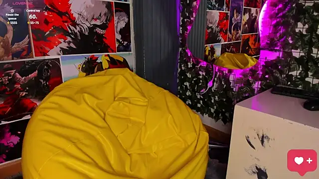 Zoe Cheshire online show from 01.30.25