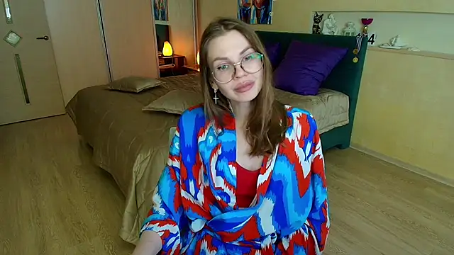 ReginaSparkle online show from 03.12.25