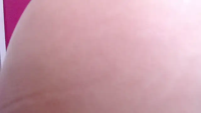 Snapshot of tinyy_whore18 chatting on 01.27.25 tinyy whore18 online show from 01.27.25